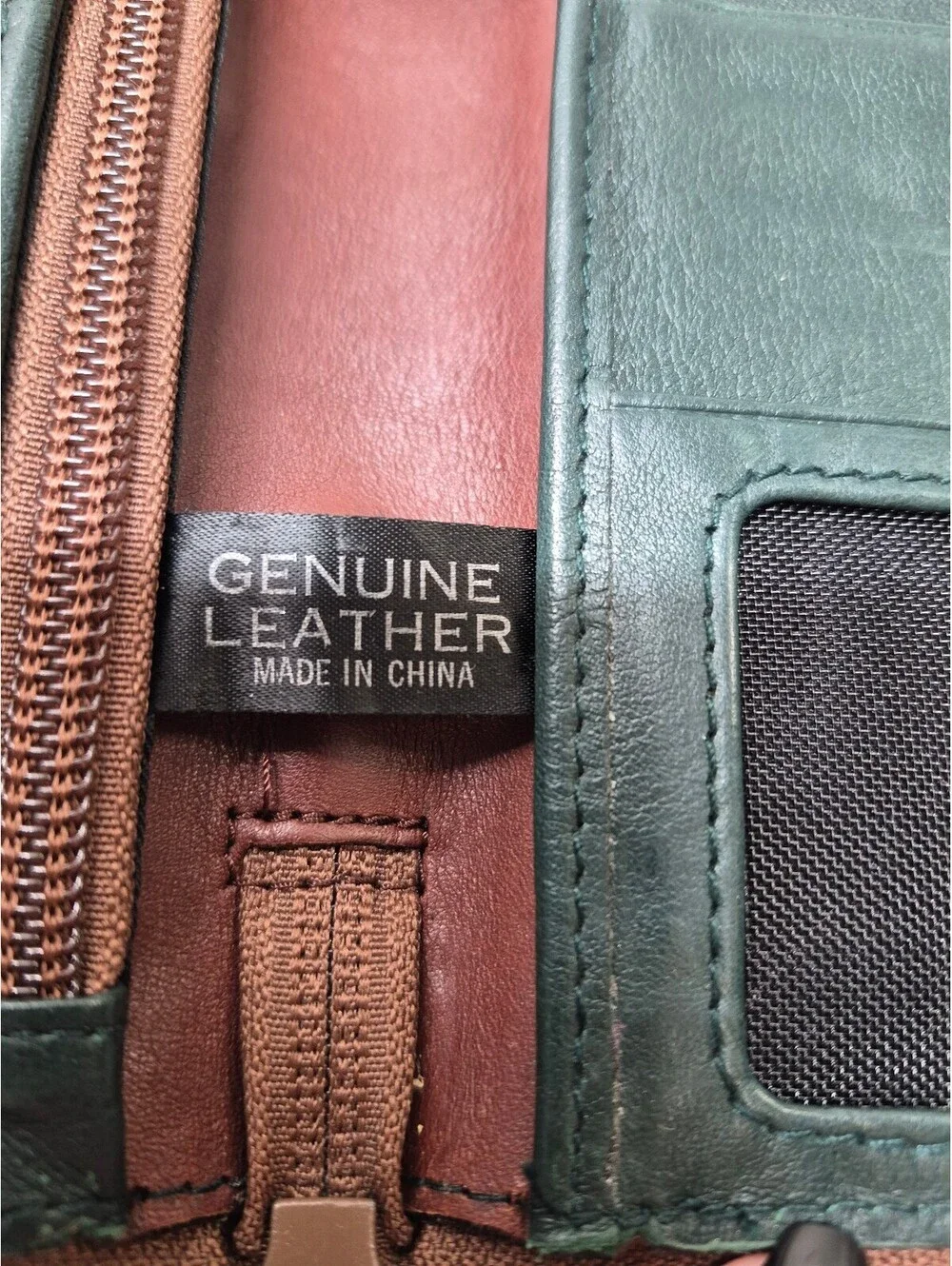 The Orvis Company Genuine Leather Zip-Around Wallet in Green and Brown B464